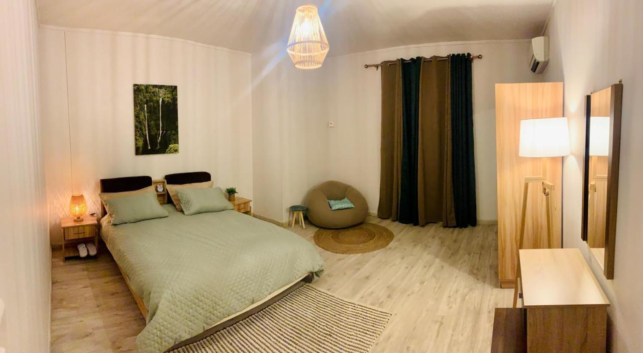 Ibiza Apartment - 150M From The Beach Flic en Flac Exterior photo