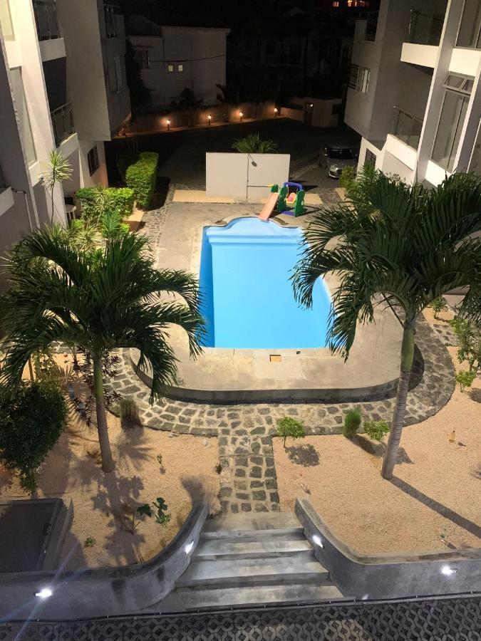 Ibiza Apartment - 150M From The Beach Flic en Flac Exterior photo